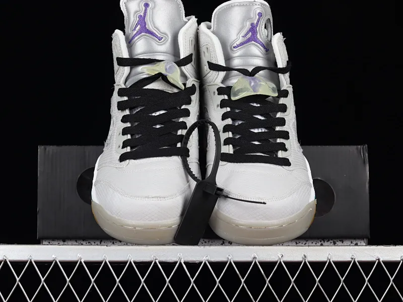 All categories Air Jordan Jordan series basketball shoes Air Jordan 5 OF x Air Jordan 5 Retro SP AJ5 Joe 5 joint model Grape Gray CT8480-105